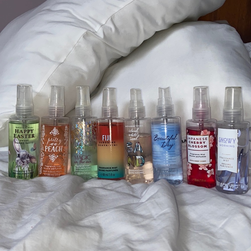Bundle of 8 bath and body works mini mists